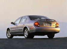 2000 Nissan Maxima SE
